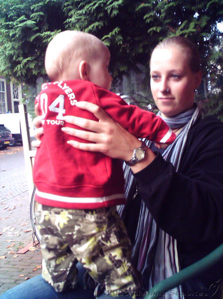 2005-10-08_Amarinse_&_Bjorn_-_De_Heks.jpg