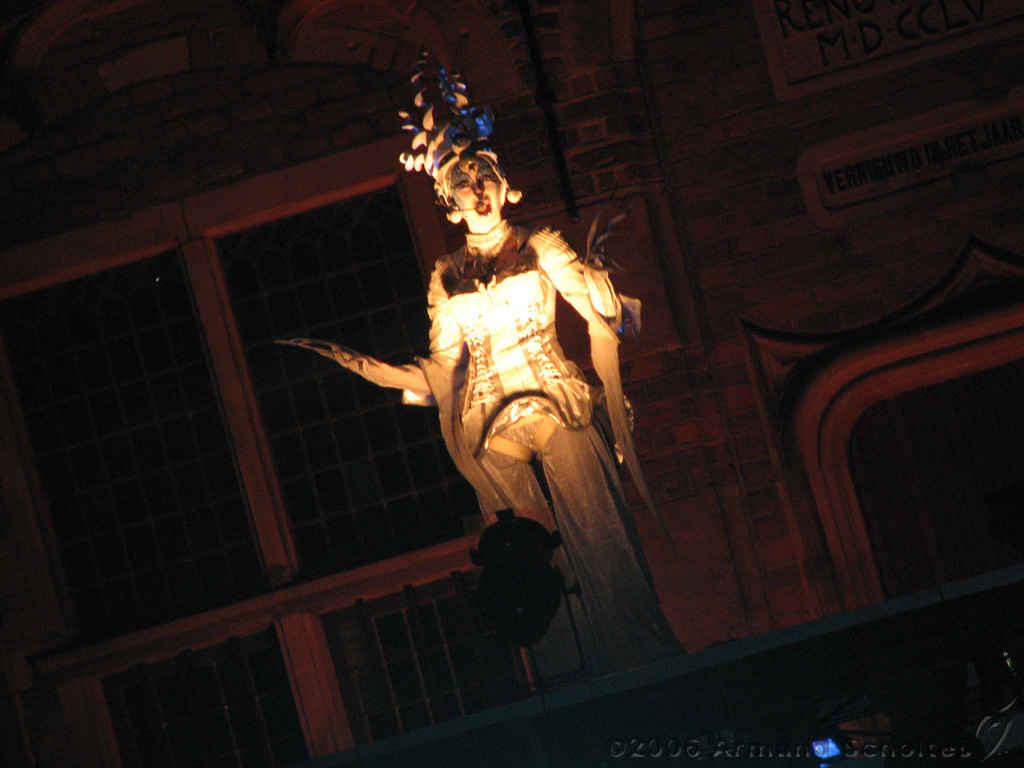 Close-Act_15.jpg