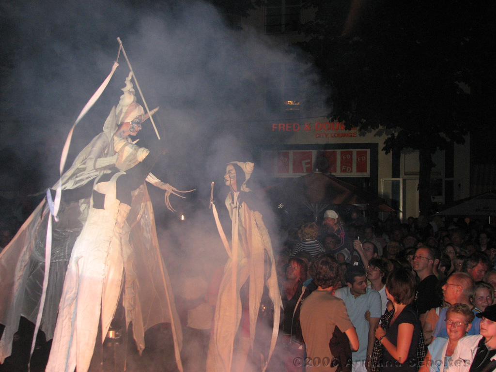 Close-Act_51.jpg