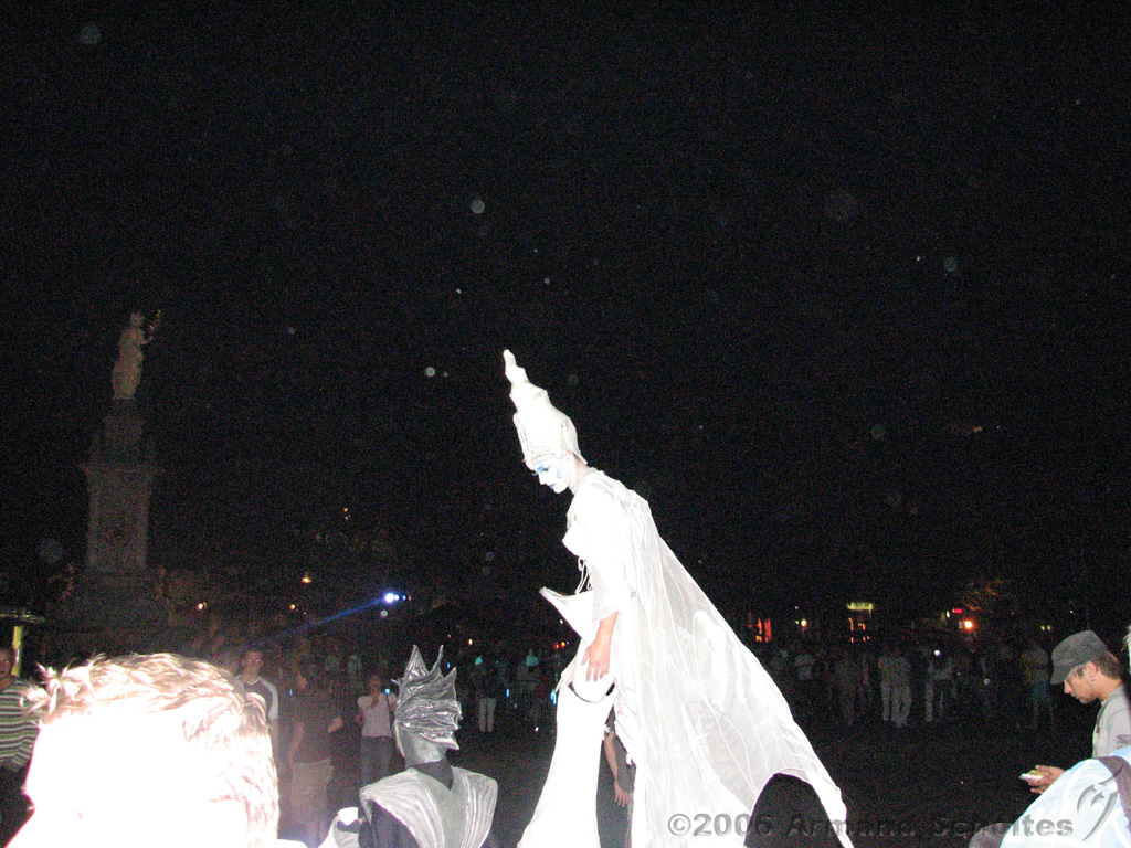 Close-Act_56.jpg