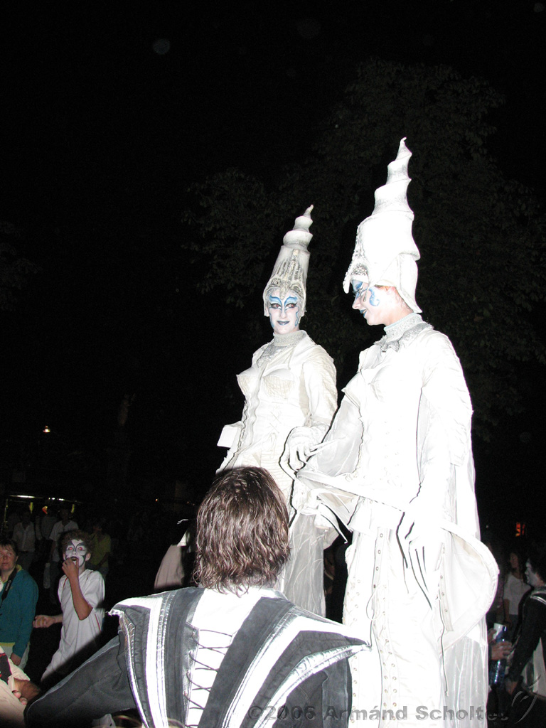 Close-Act_60.jpg