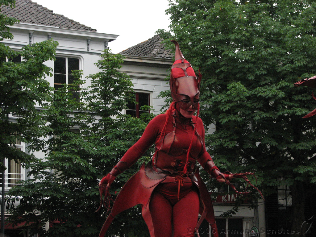 Lunatypik_'The_Lucionits'_01.jpg