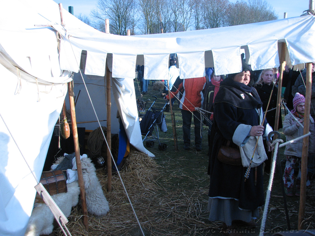 Middeleeuws_festijn_bij_Busloo_04.jpg