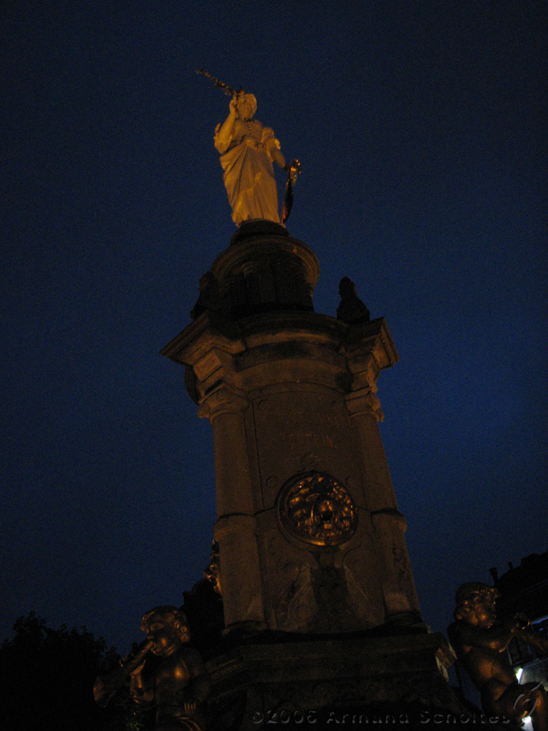 2006-05-27_Brink_by_Night_~01.jpg