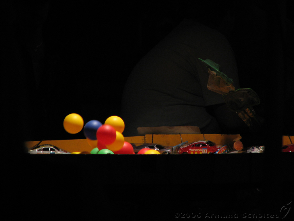 Balls_'n_Toys_2.jpg