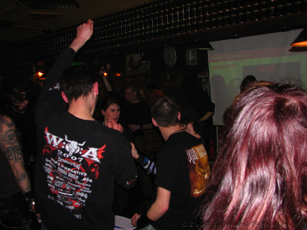metalquiziii_026.jpg