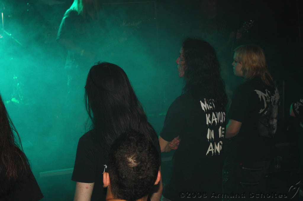 springstof_025_world_funeral.jpg