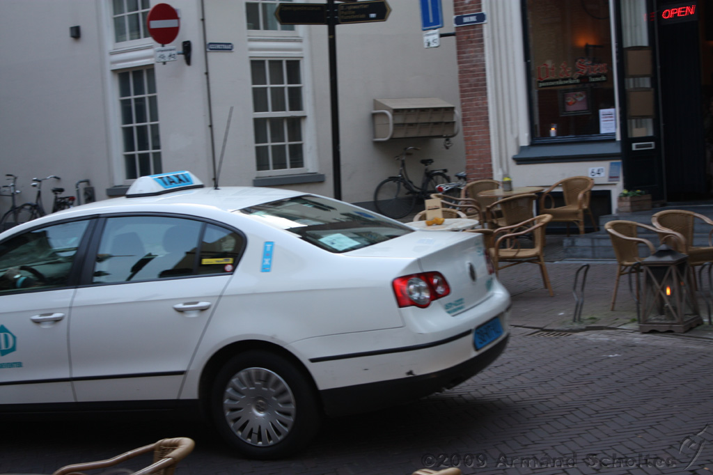 2009-04-13_Taxi_Knuffelt_Paaltje_011.jpg