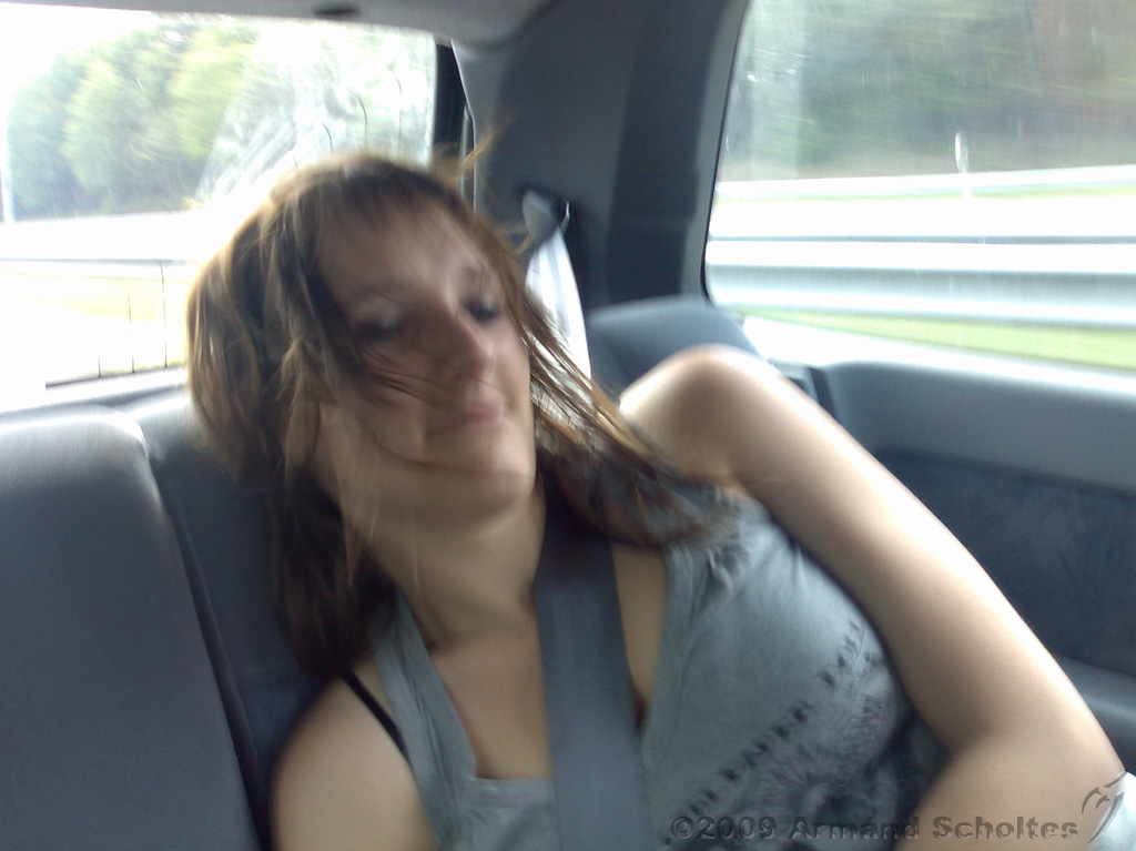 2009-05-23_Esmee_02_Ontwaakt.jpg