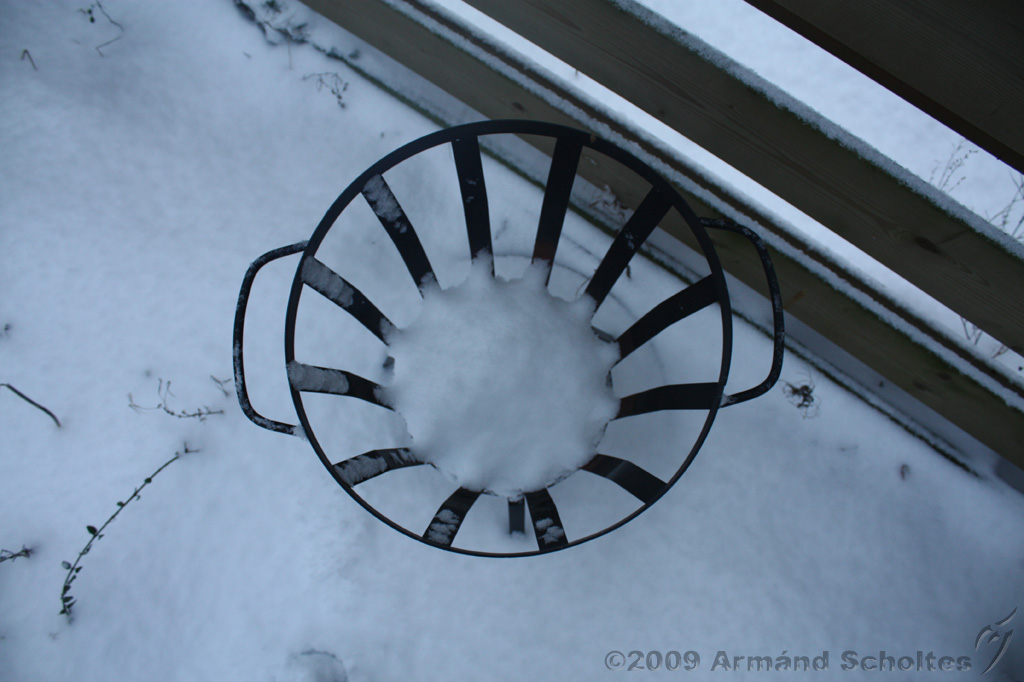 2009-12-00_Sneew_Stuff_001.jpg