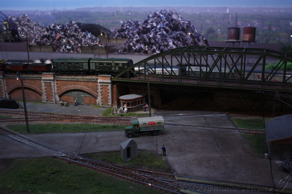 OnTrack_2010_010.jpg