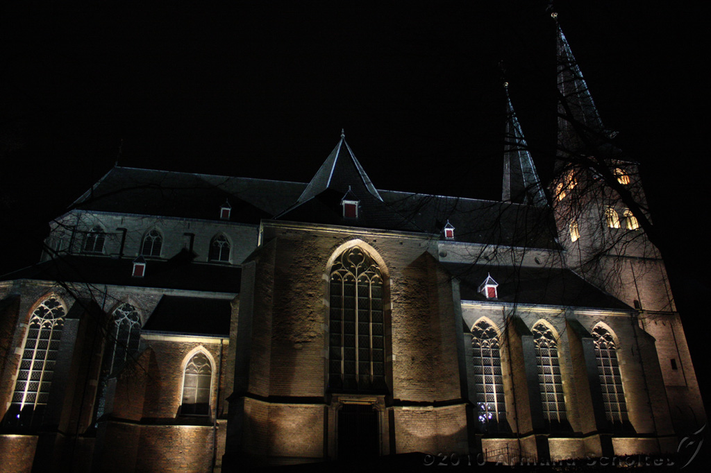 BerkerkAtNight_013.jpg
