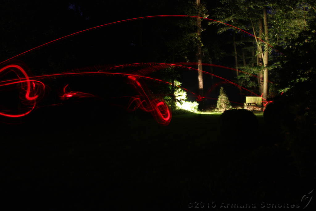 FrisbeeGlowSticks-002.jpg