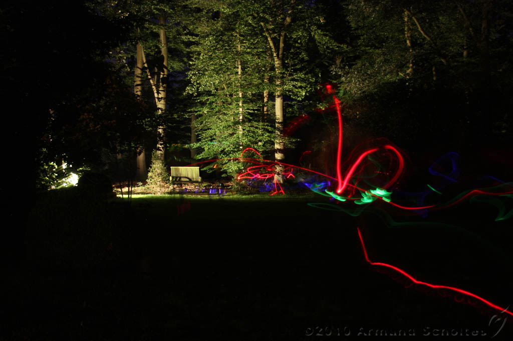 FrisbeeGlowSticks-007.jpg