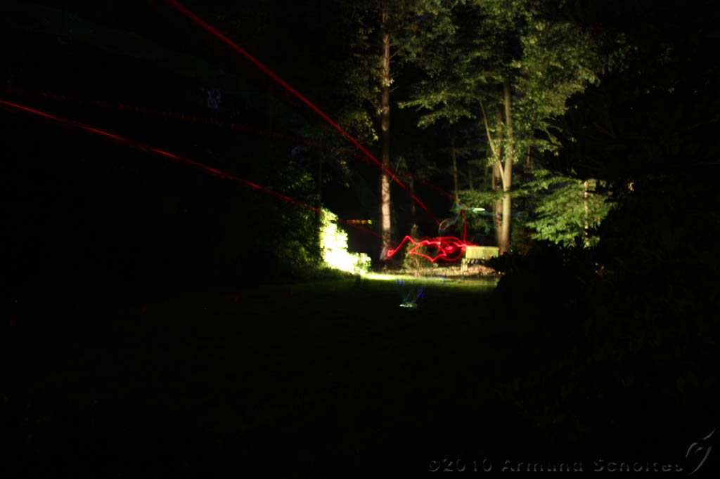 FrisbeeGlowSticks-012.jpg