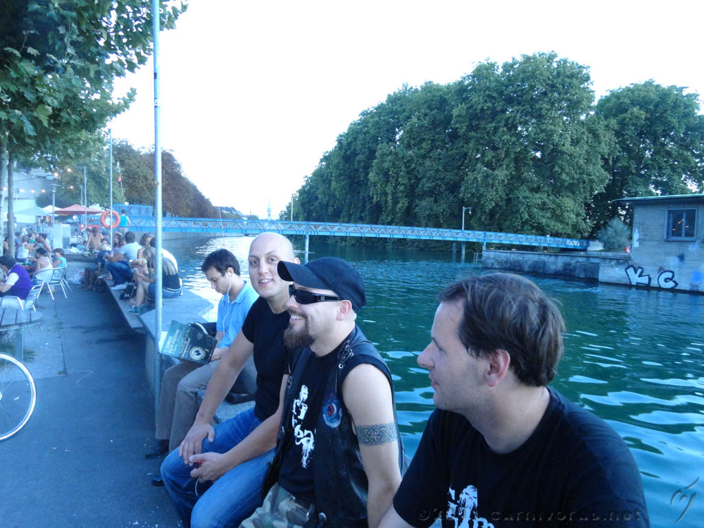 Swiss_2011-09-10-1941_0041_JS.jpg -                                