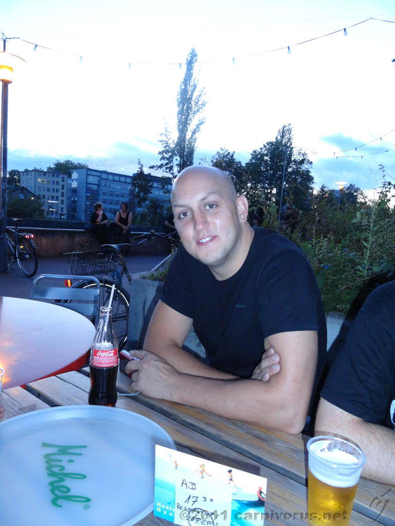 Swiss_2011-09-10-1956_0043_JS.jpg -                                