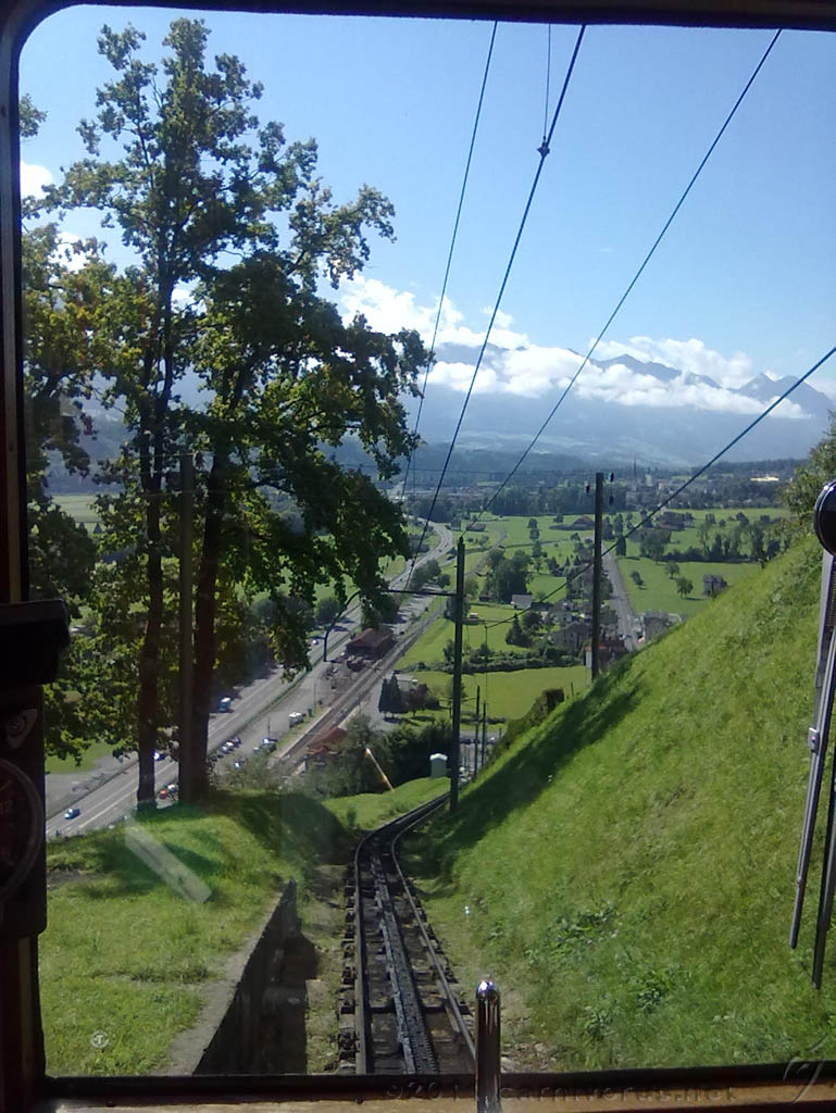 Swiss_2011-09-12-1146_0006_OG.jpg