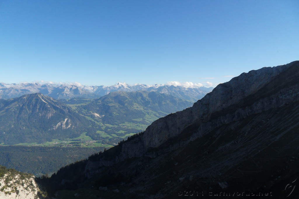 Swiss_2011-09-12-1712_0245_JL.jpg - SAMSUNG DIGITAL CAMERA